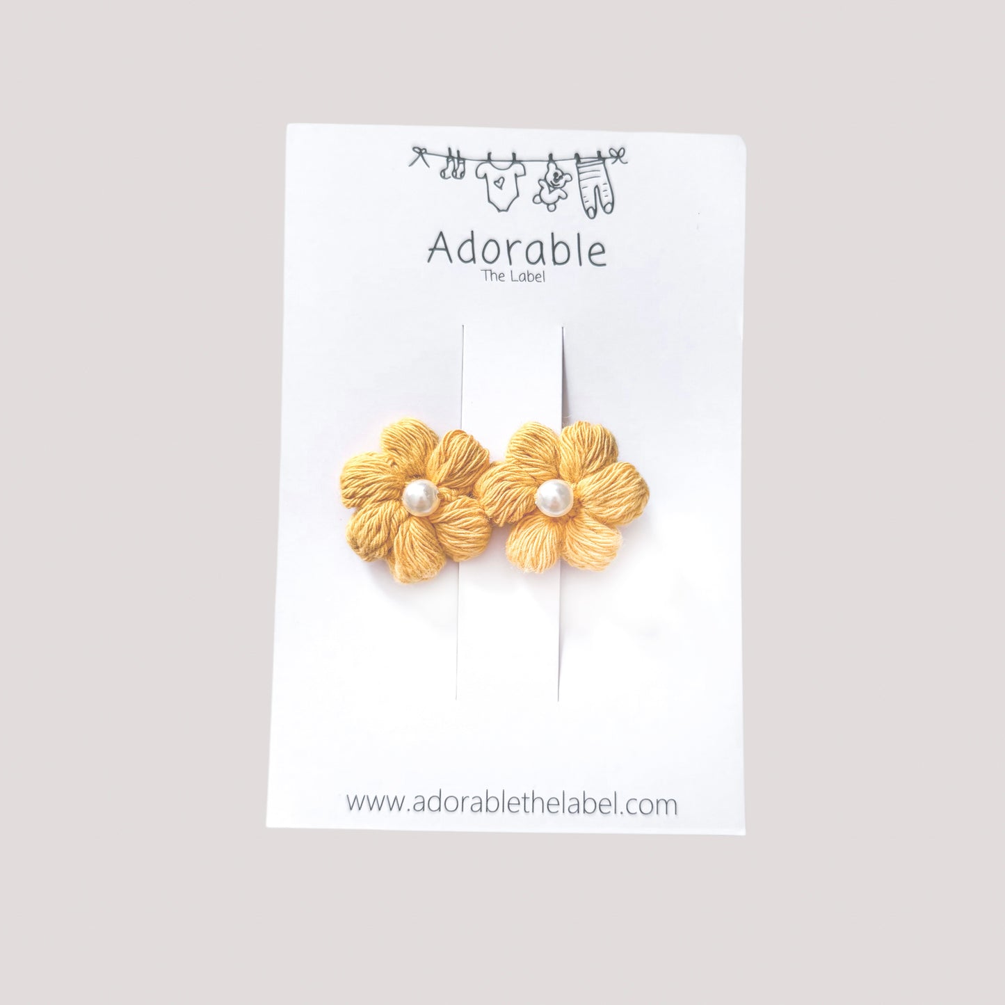CROCHET DAISY CLIP -MUSTARD PEARL