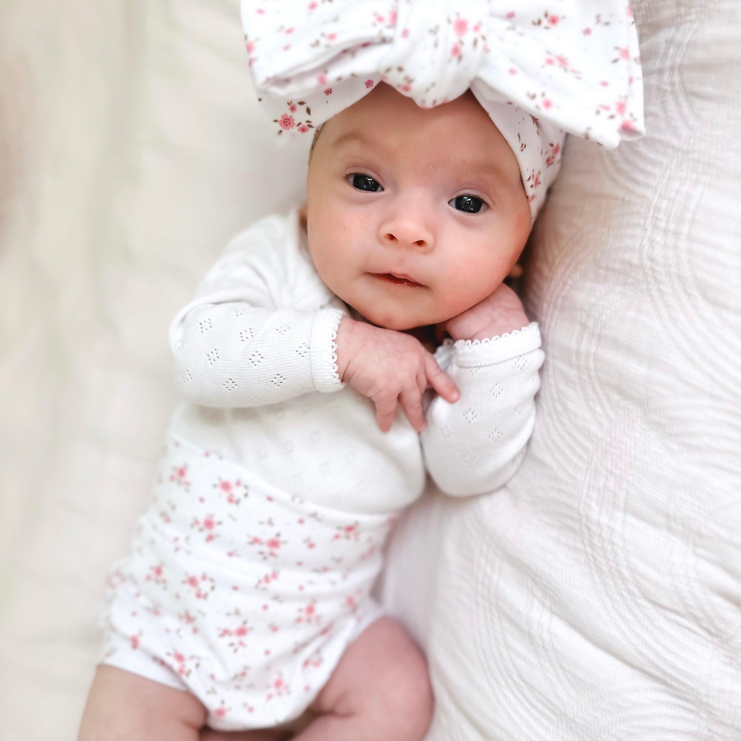 OVERSIZED BOWS - adorablethelabel