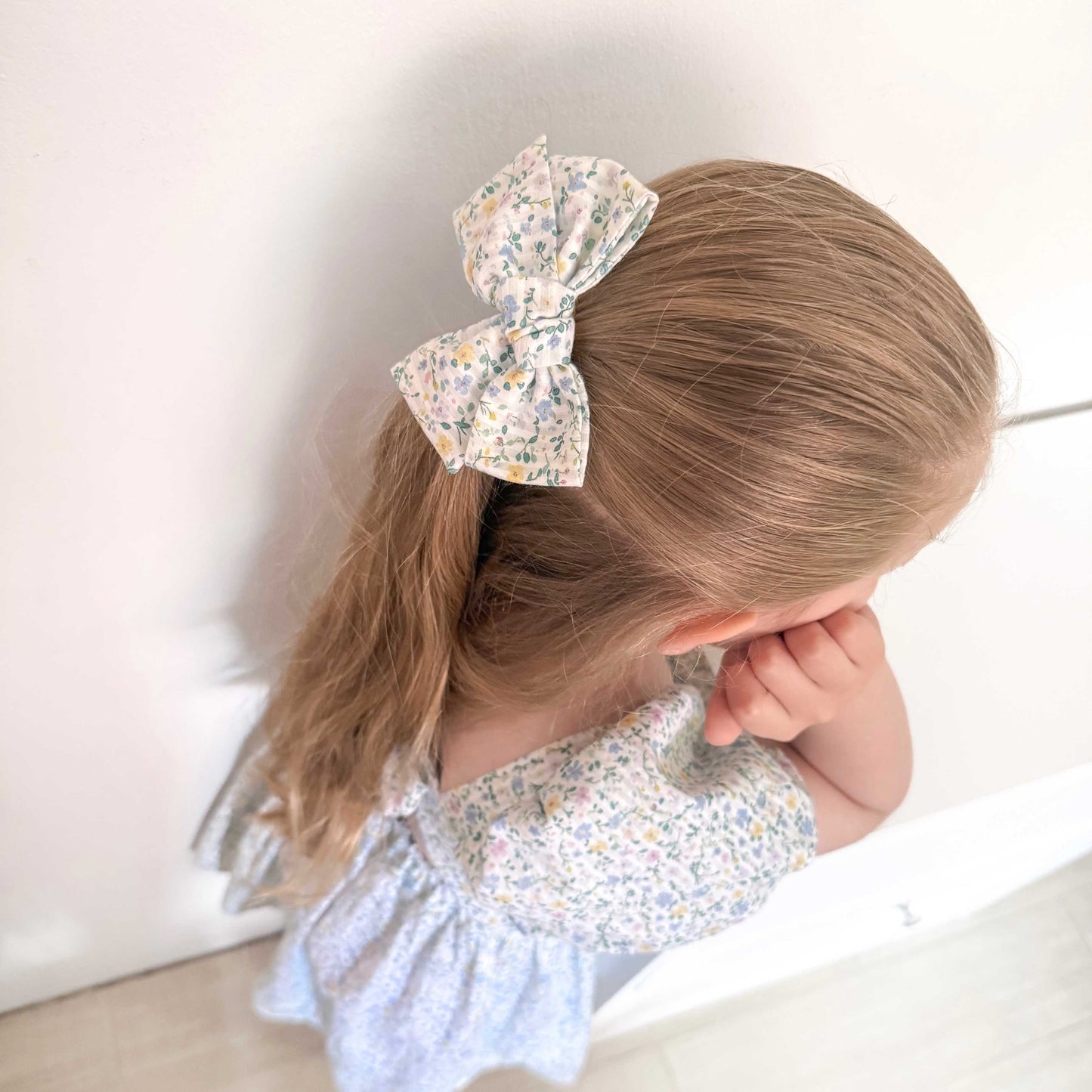 LARGE BOW - PASTEL PETALS