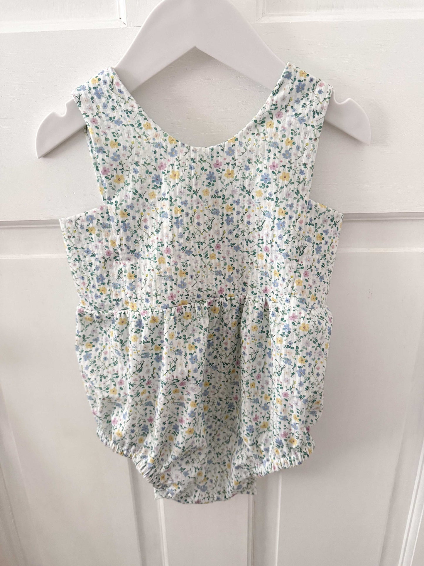 ROMPER - PASTEL PETALS